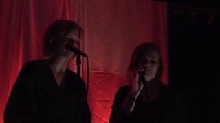 LAZY TRIP - MOTHERLESS CHILDREN de Rosanne CASH