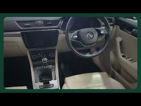Skoda Superb Superb Style - 2 Two Year Warranty (F - Image 2