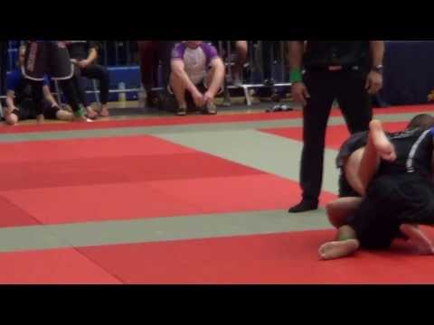 London Open no gi 2013 Open class Pietro vs.Yamato