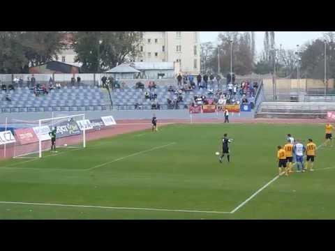 1.SC Znojmo FK - FK Baník Sokolov 2:0 (1:0), 11.kolo FNL 2014/2015, 19.10.2014, gól na 2:0 (Yonov)