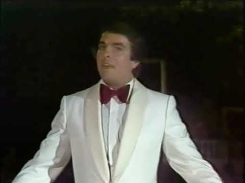 Kálmán Imre:  A montmartre-i ibolya. Leblanc Győző előadásában