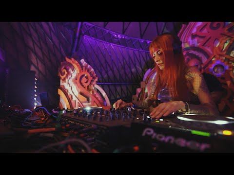 AthzirA Live at Universo Paralello (Main Stage) 2024/2025