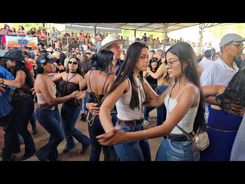 FORRÓ NA ROÇA É ASSIM | MELHORES MOMENTOS DO BAILÃO "VANERÃO"