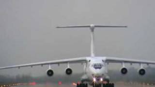 preview picture of video 'FlyBalaton, Maximus Cargo IL-76 TD.'