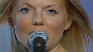 Geri Halliwell - Calling (Live at Pepsi Chart 2001) • HD