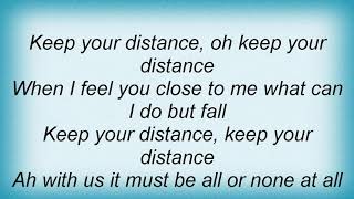 Richard Thompson - Keep Your Distance Lyrics