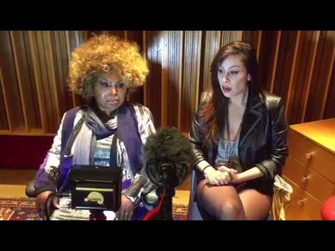 Elza Soares e Pitty - Na Pele (Entrevista)