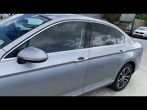 182C2435 - Volkswagen Passat 1.6TDI 120BHP HIGHLINE WITH TECHNOLOGY UPGRADE...