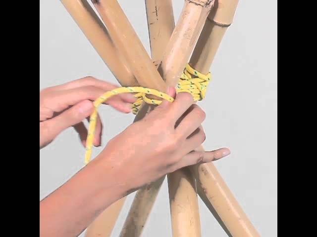 Vídeo relacionado con MINICAMP Teepee Original para Niños, Tienda de Campaña de Lona Natural de Algodón con Madera Hecha a Mano, Tienda de Juego Interior para Dormir para Niñas y Niños con Pompones