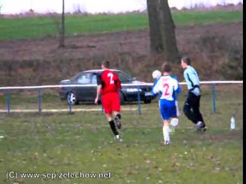 2008.11.16 Sęp Żelechów (juniorzy) - Orlik 14 Radom: Hubert Sergiel broni rzut karny