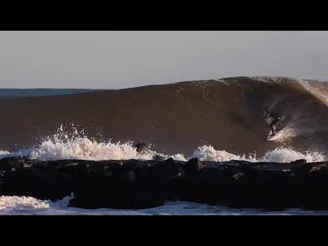 Kelly Slater Surfing Chocolate Barrels in New Jersey