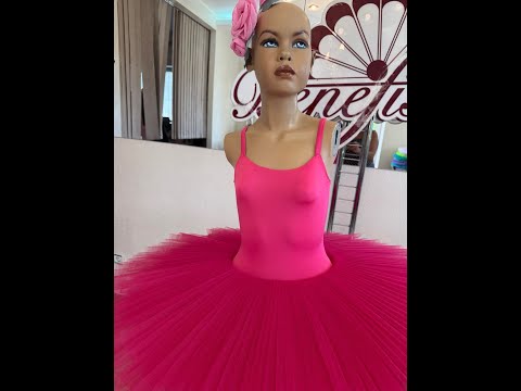 Extra  lightweight rehearsal tutu with hoops T 0022A - video 3
