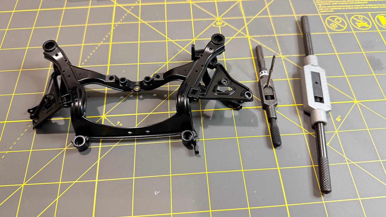 マジか😭また穴がない！タップで穴あけスカイラインGTRニスモR32 63号「AアームRの組立」