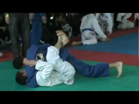 Андреенков Иван, 1 круг, до 76, белые