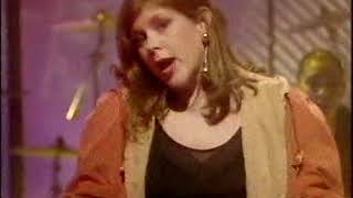 Kirsty MacColl - Walking Down Madison (on Wogan) (1991) BETAMAX