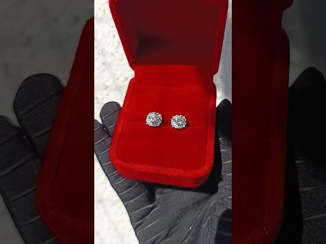 Vídeo relacionado con Conjunto 4 Pares Pendientes Plata Ley 925 Chapados Oro 14k, Hipoalergénicos, Grandes Pendientes Redondos y Cuadrados Circonio 6-10mm para Mujeres y Hombres, Unisex