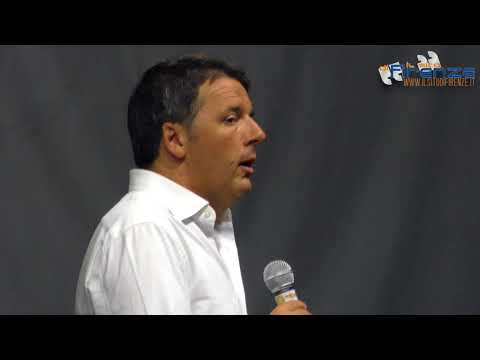 Matteo Renzi alla Festa dell'Unità di Firenze: "Primo pensiero a ragazze americane"