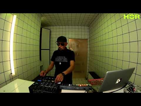 DEAD ON MONDAY - CHRIS SHAPE / August 30 / 6pm-7pm