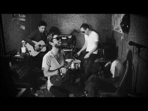 The Deadlies - Calm Down - Acoustic