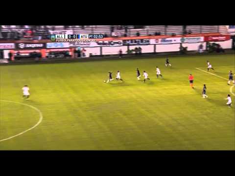 El palo se lo negó a Menéndez. All Boys 0 - Atlético Tucumán 0. Fecha 14. B Nacional 2015. FPT