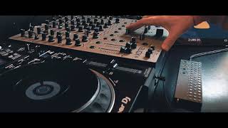 Bajo la mesa - Martín Vargas (Morat)