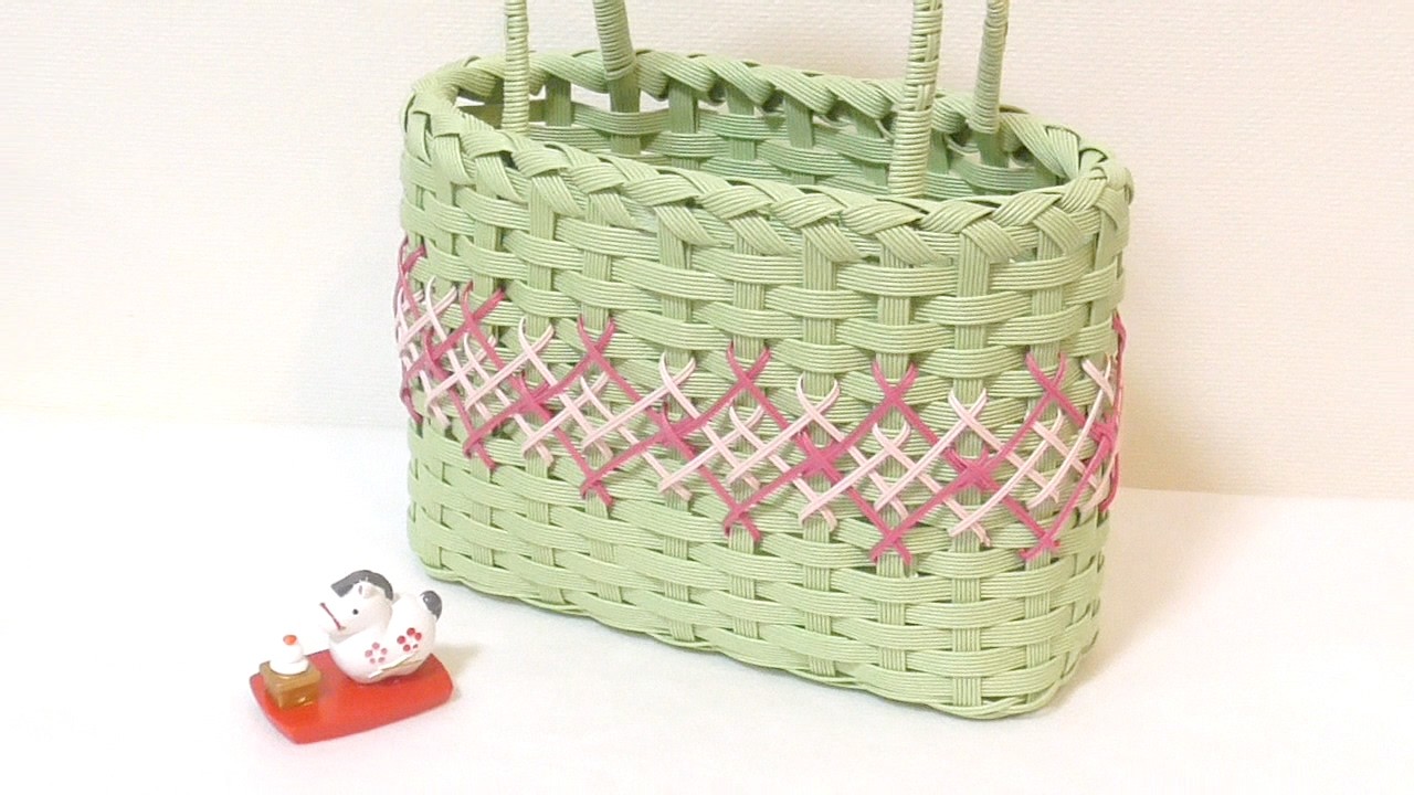 クラフトバンドで作る　飾り編みの手提げバッグ
