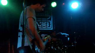 Wolf Parade - Kissing the Beehive live @ A38 HD
