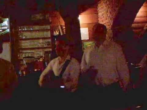 Klapa Ris Ne diraj moju ljubav. Nastup u Bistrou Tron Delnice