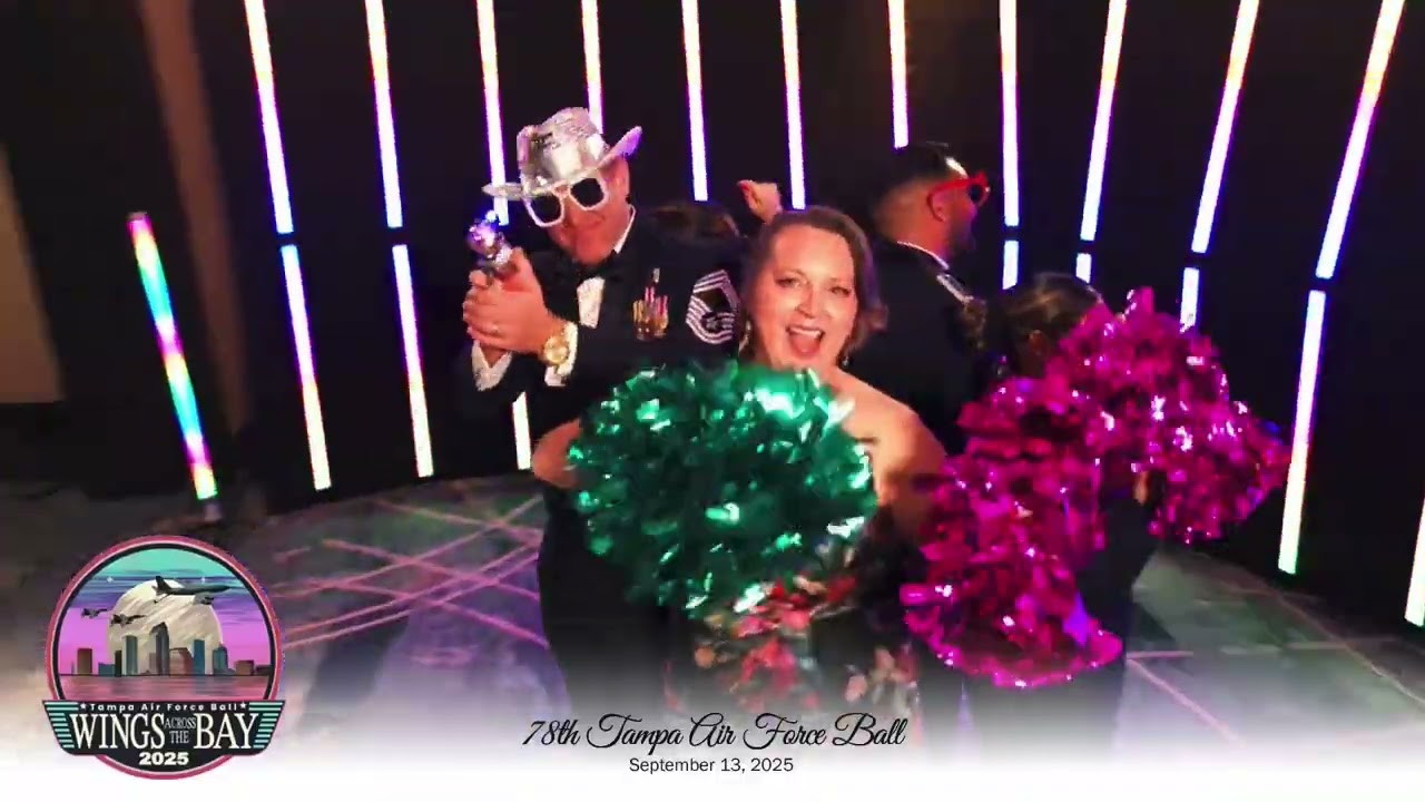 Promotional video thumbnail 1 for Simpli Fun Photo Booth (by PamElla Lee Photography)