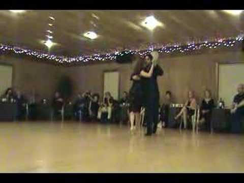  Jennifer Bratt  and  Ney Melo  are  dancing  to  the  tango  "  Golgota  "