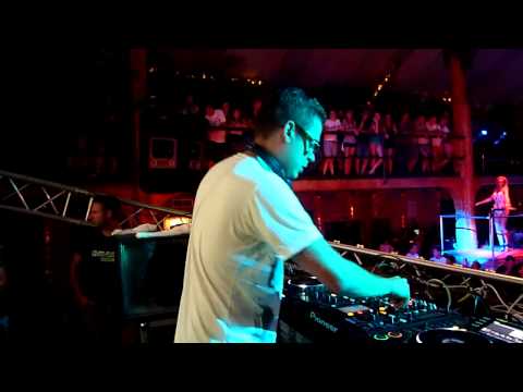 BRIAN CROSS @AMNESIA IBIZA@ PLAYNG Stefano Pain vs Marcel - My House@