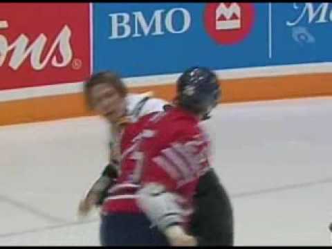 Matt Martin vs Tyler Taylor