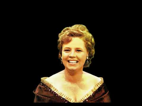 Cristina Deutekom sings "Liebe Du Himmel auf Erden" from  Paganini by Franz Lehár.