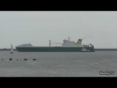 MV HARTLAND POINT IN PLYMOUTH SOUND PREPARING TO ENTER DEVONPORT  4-8-23