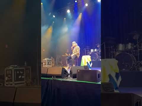 Thumbnail for Here's some Rare footage of Matisyahu Live in Concert 😎 by Matisyahu