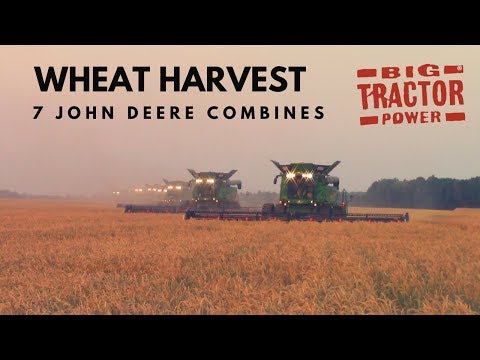Wheat Harvest 2018: 7 John Deere S790 Combines In a Row