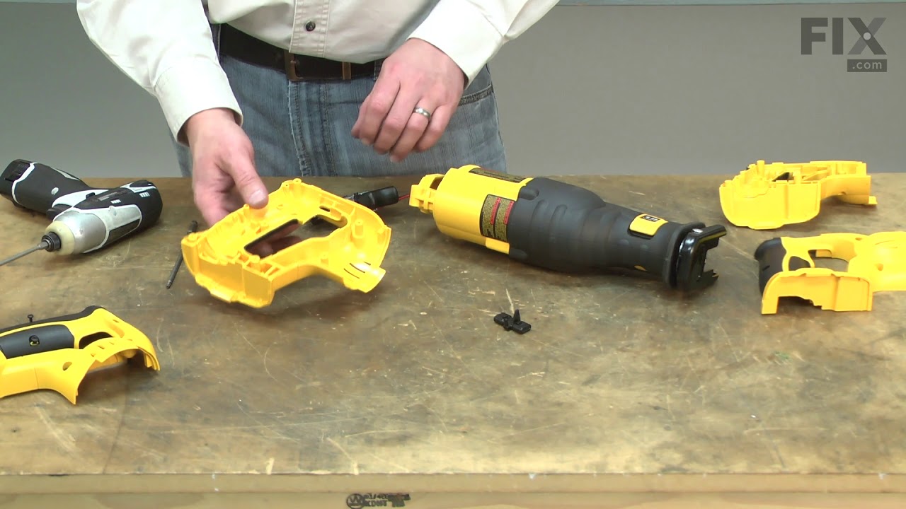 Replacing the Clamshell Set