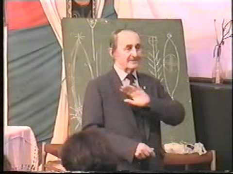 76 Molnár V. József - A magyar kert.divx