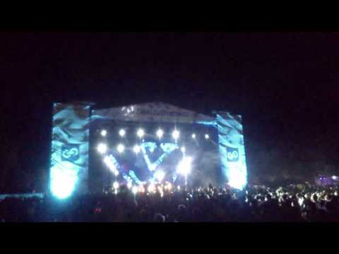 Global Gathering 2013 Minsk. Mat Zo played Tell Me Why (Mashup) (HD 720p)