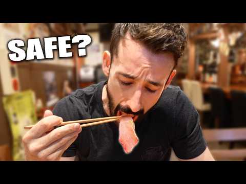 我在日本品嚐了生雞肉 "刺身 (I Tried RAW CHICKEN "Sashimi" in Japan)