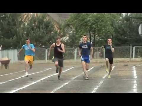 Bieg na 100m chłopców - klasy II