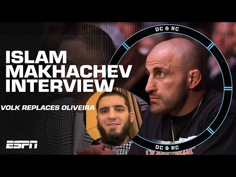 Islam Makhachev's reaction to Alexander Volkanovski replacing Charles Oliveira at UFC 294 | DC & RC