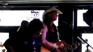 Terri Clark - &quot;Breakin&#39; Up Thing&quot;