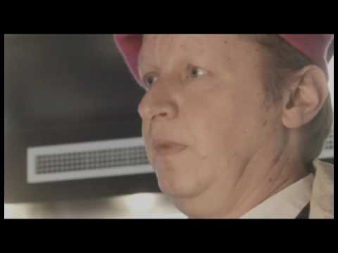 Del av kortfilmen Ditt Drag, där jag spelar dottern.