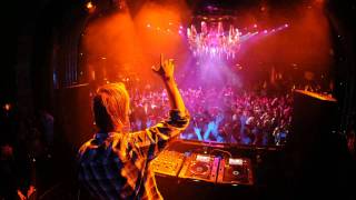 Avicii &amp; Nicky Romero - Nicktim (Original Mix)