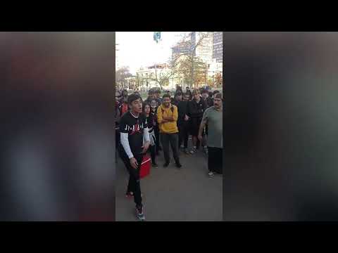 BONOBON RAPEADO REGRESA FRENTE A EL ACTOR EN UN DUELO DE KARATECAS!