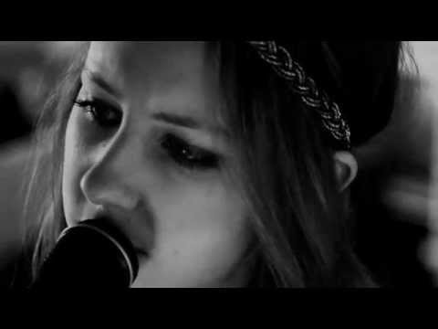 Lyla Foy - Rumour (live version)
