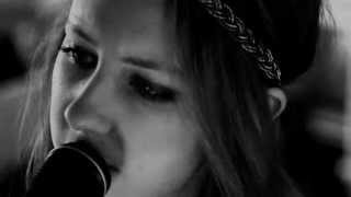 Lyla Foy - Rumour (live version)