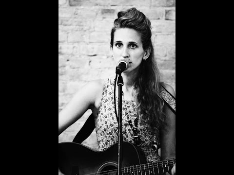 Mädchen aus Berlin singt: Peter Fox - Schwarz zu Blau (Cover)