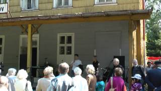 preview picture of video 'Den železnice 17.9.2011 Horní Slavkov'